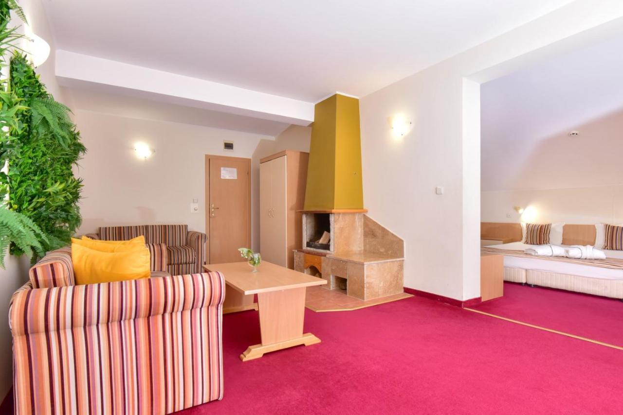 צ'יפליק Diva Hotel & Thermal Pool מראה חיצוני תמונה